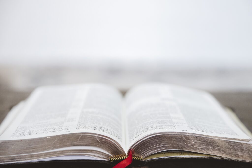 Christian Living: 7 Powerful Lessons From Ephesians 5 That Change Everything 1 Christian living lessons from Ephesians 5